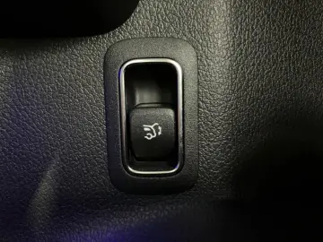 MERCEDES-BENZ EQB 350 4M BONUS AMG AMBINETE LENKRADH…