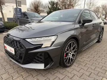 Audi RS3 Limo Black  280km h RS-AGA Matrix HuD Sonos