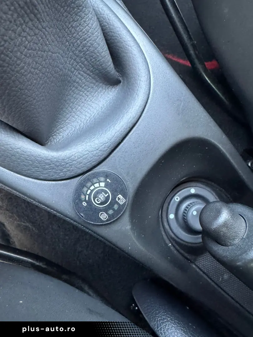 Dacia Duster 2012 1.6 Benzina  GPL