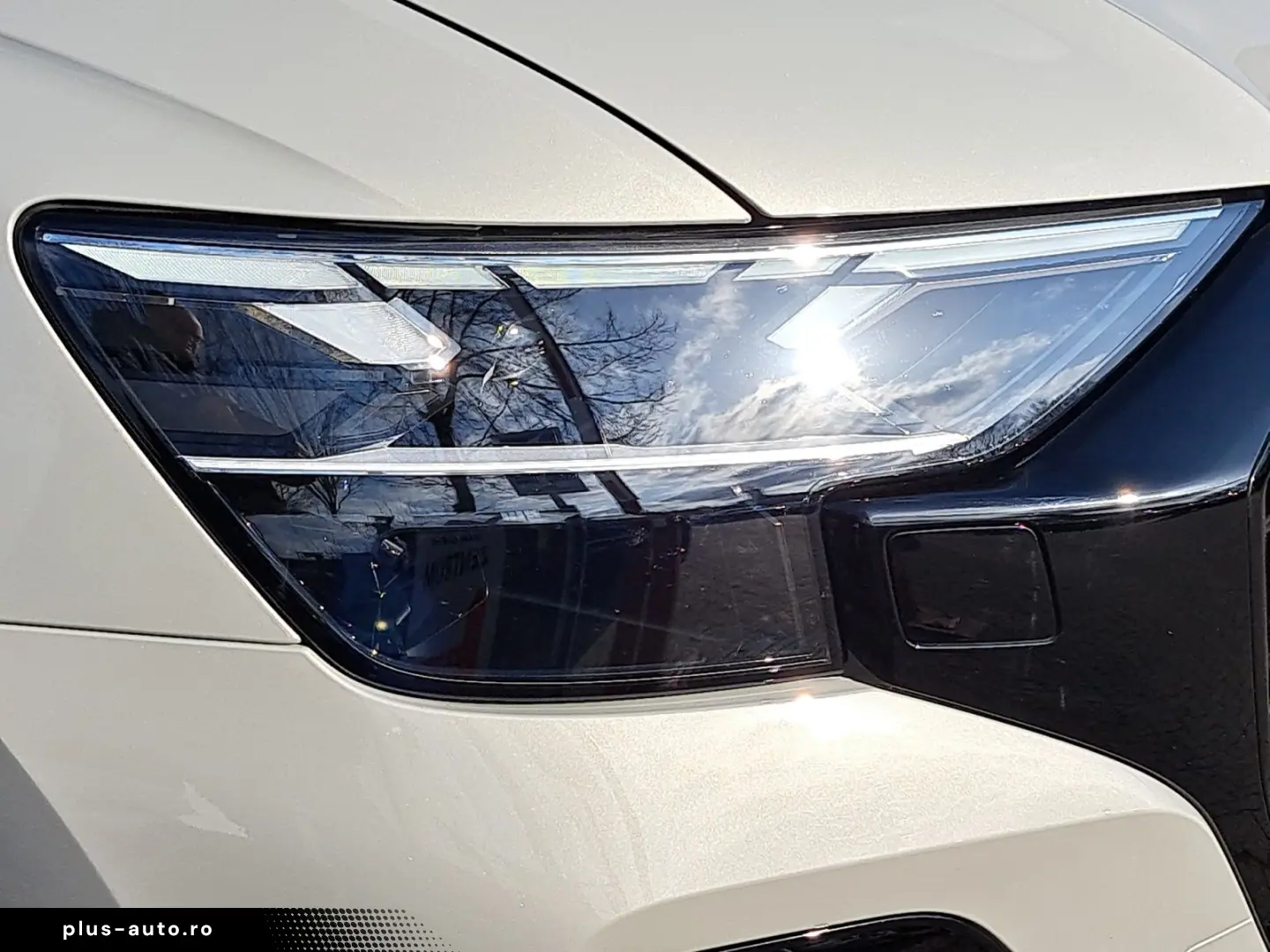 AUDI Q8 55 TFSIe quattro tiptr. S line