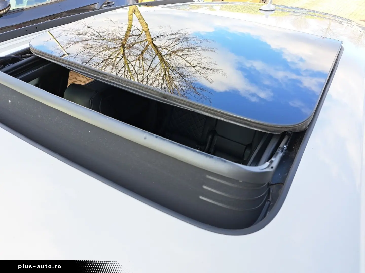 AUDI Q8 55 TFSIe quattro tiptr. S line