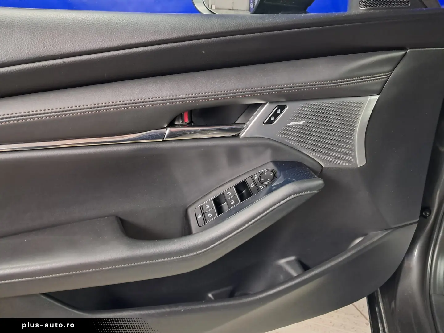 MAZDA 3 SKYACTIV X HYBRID 2.0i 186CP 2021