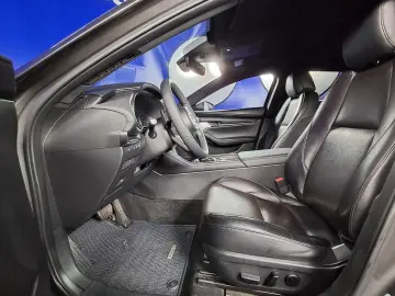 MAZDA 3 SKYACTIV X HYBRID 2.0i 186CP 2021