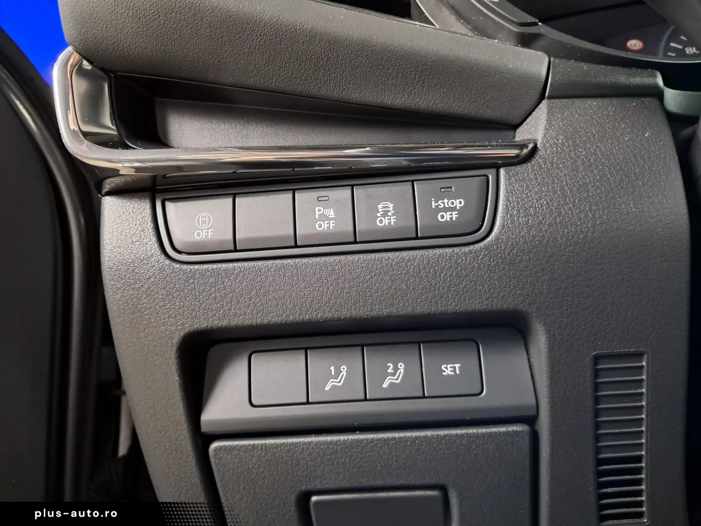 MAZDA 3 SKYACTIV X HYBRID 2.0i 186CP 2021