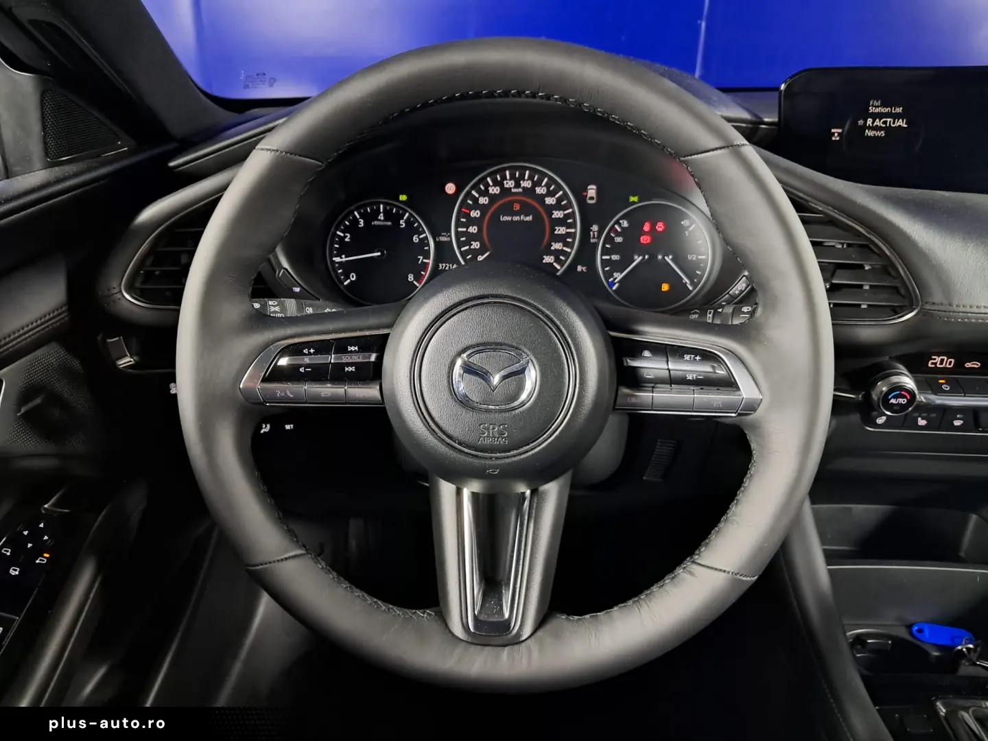 MAZDA 3 SKYACTIV X HYBRID 2.0i 186CP 2021