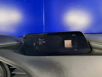 MAZDA 3 SKYACTIV X HYBRID 2.0i 186CP 2021