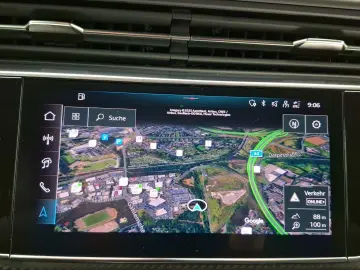 AUDI Q8 55 TFSIe Q 2x S LINE