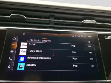 AUDI Q8 55 TFSIe Q 2x S LINE