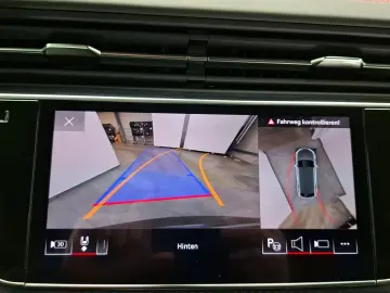 AUDI Q8 55 TFSIe Q 2x S LINE