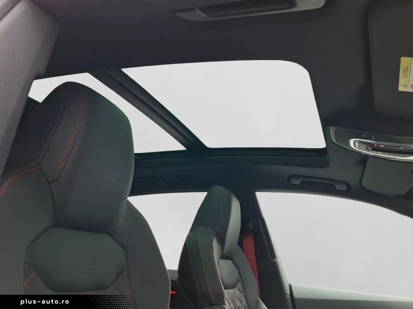 AUDI Q8 55 TFSIe Q 2x S LINE