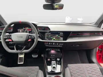 Audi RS3 Limo Schalensitze 290km h Keramik Carbon RS-