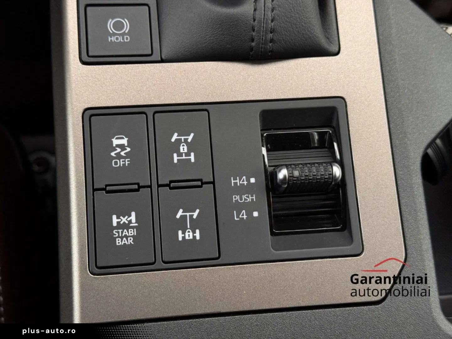 TOYOTA Land Cruiser 2.8 D-4D 4WD First Edition Auto...