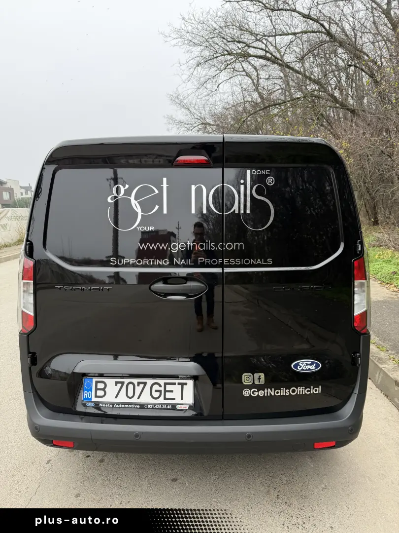 Ford Transit Courier