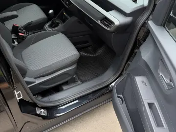 Ford Transit Courier