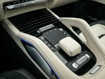 MERCEDES-BENZ GLE 53 AMG Coupé Hybrid 4MATIC