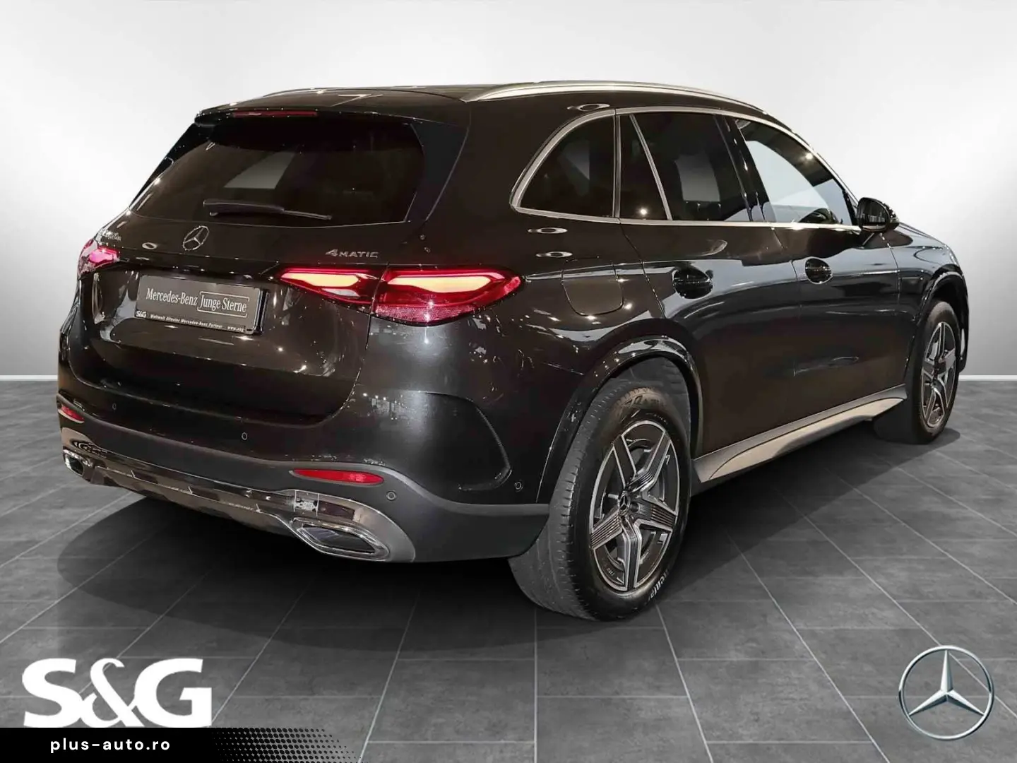 MERCEDES-BENZ GLC 300 AMG 4M