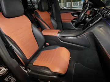 MERCEDES-BENZ GLC 300 AMG 4M