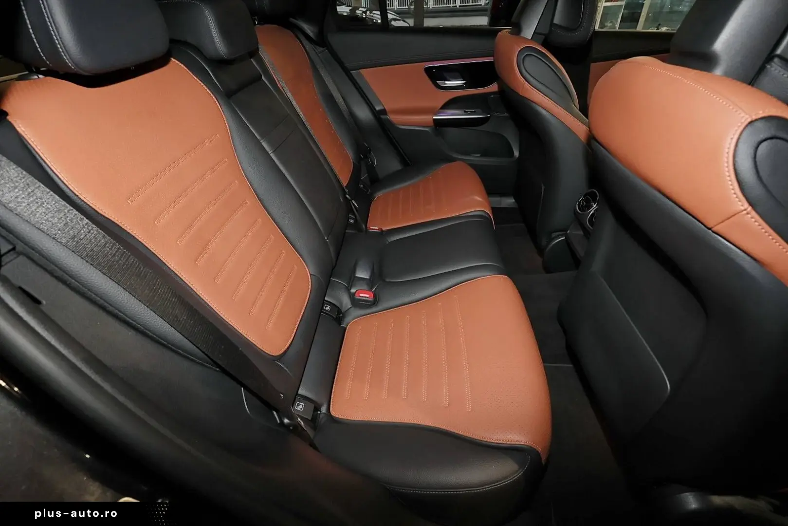 MERCEDES-BENZ GLC 300 AMG 4M