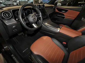 MERCEDES-BENZ GLC 300 AMG 4M