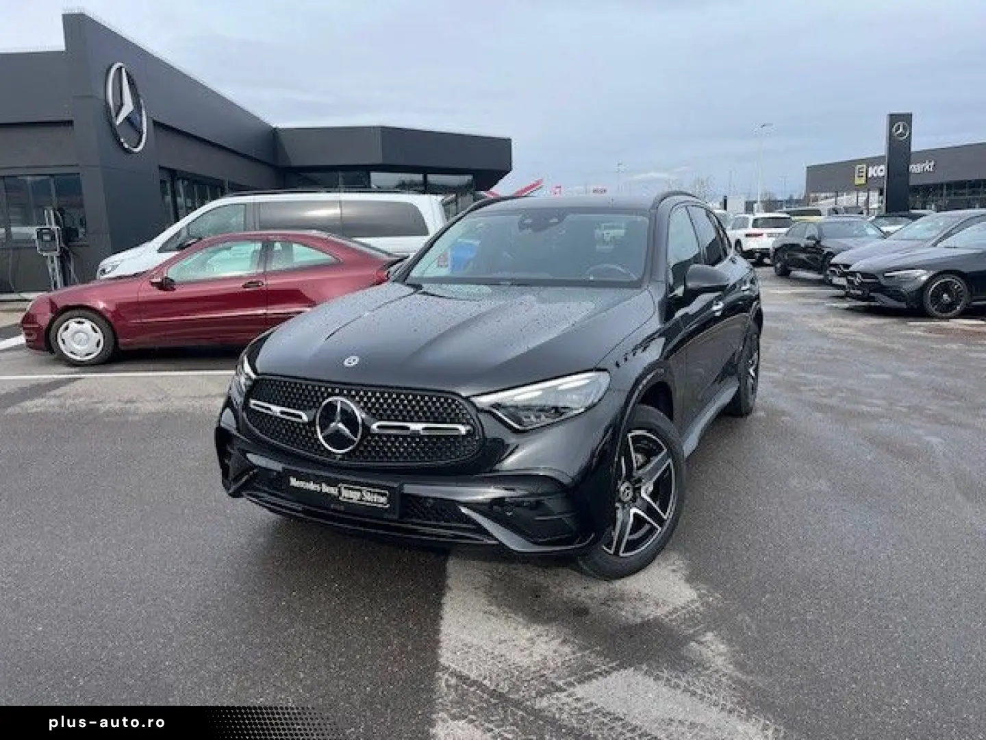 MERCEDES-BENZ GLC 300 e 4MATIC AMG