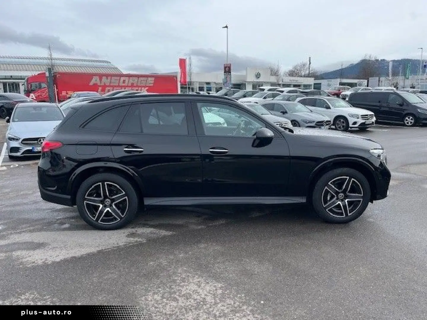 MERCEDES-BENZ GLC 300 e 4MATIC AMG