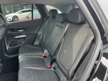 MERCEDES-BENZ GLC 300 e 4MATIC AMG