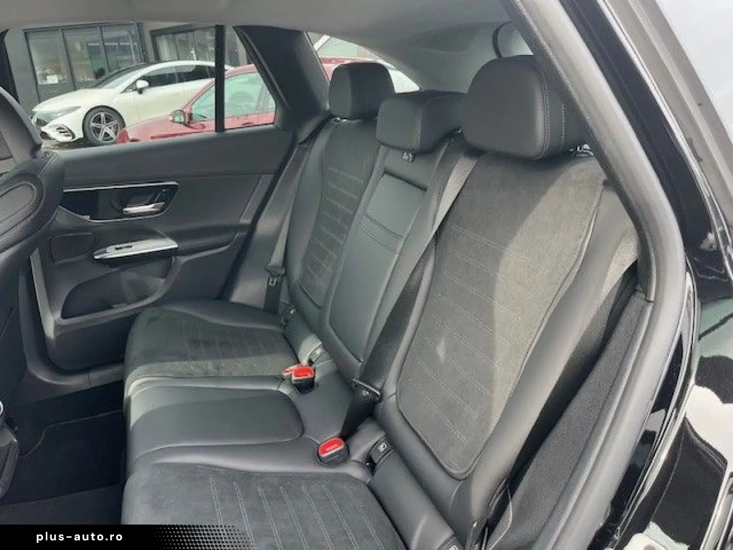 MERCEDES-BENZ GLC 300 e 4MATIC AMG