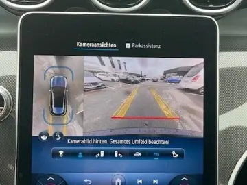 MERCEDES-BENZ GLC 300 e 4MATIC AMG