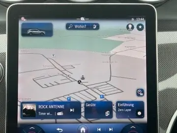 MERCEDES-BENZ GLC 300 e 4MATIC AMG