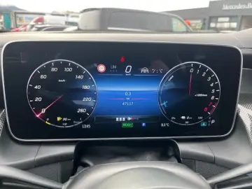 MERCEDES-BENZ GLC 300 e 4MATIC AMG