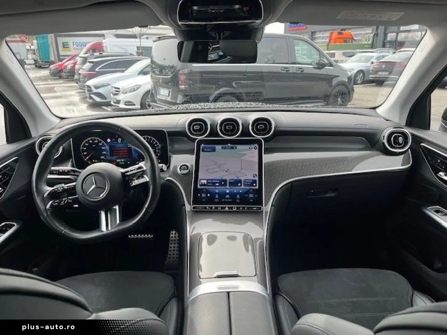 MERCEDES-BENZ GLC 300 e 4MATIC AMG