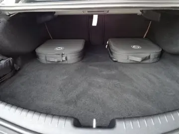 MERCEDES-BENZ CLE 300 e mit EQ Hybrid