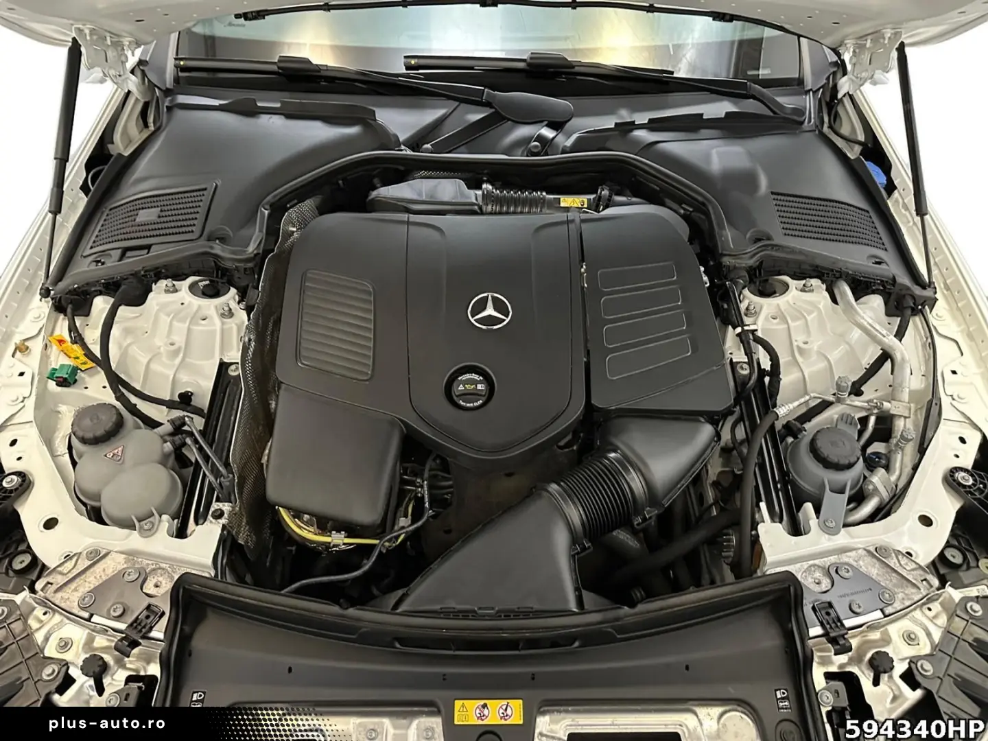 MERCEDES-BENZ CLE 300 e AMG