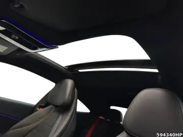 MERCEDES-BENZ CLE 300 e AMG