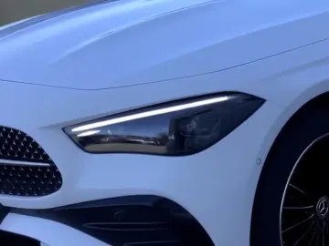 MERCEDES-BENZ CLE 300 e Coupé AMG