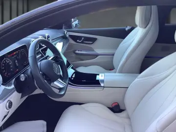 MERCEDES-BENZ CLE 300 e Coupé AMG