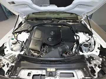 MERCEDES-BENZ CLE 300e Coupe AMG