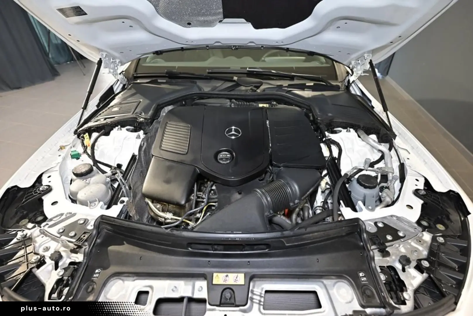 MERCEDES-BENZ CLE 300e Coupe AMG