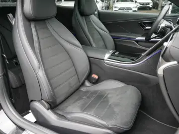 MERCEDES-BENZ CLE 300 e AMG-Sport