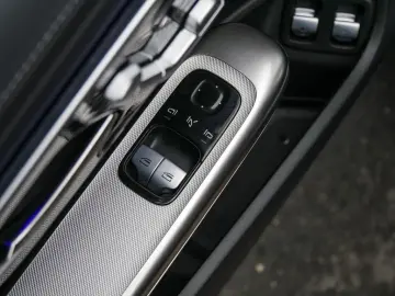 MERCEDES-BENZ CLE 300 e AMG-Sport