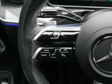 MERCEDES-BENZ CLE 300 e AMG-Sport