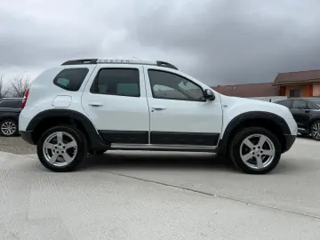 Dacia Duster 2016  1.6 Benzina  4x4