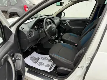 Dacia Duster 2016  1.6 Benzina  4x4