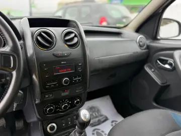 Dacia Duster 2016  1.6 Benzina  4x4