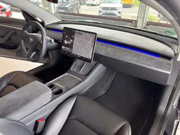 TESLA Model 3 Standart Range SR  MwSt unfallfrei