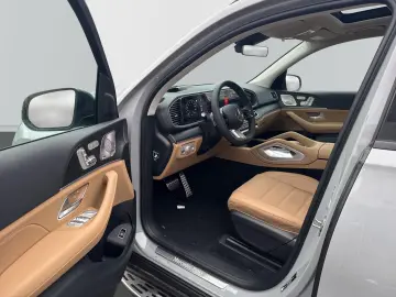 Mercedes-Benz GLS 350 d 4Matic AMG Line  Pano  Massage