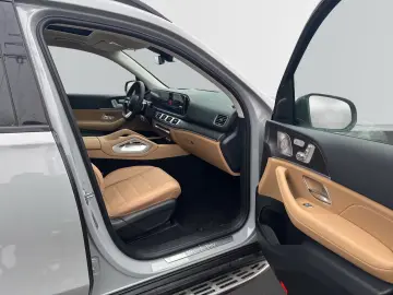 Mercedes-Benz GLS 350 d 4Matic AMG Line  Pano  Massage