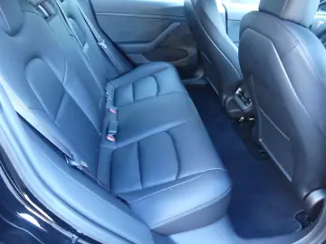 TESLA Model 3 Long Range Dual AWD PANO FACELIFT AUTOPL