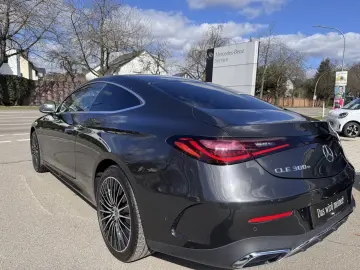 MERCEDES-BENZ CLE 300 e AMG-Line Premium