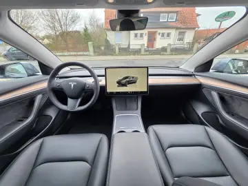 TESLA Model 3 Long Range Dual AWD Ryzen! SoH 94%! AHK!